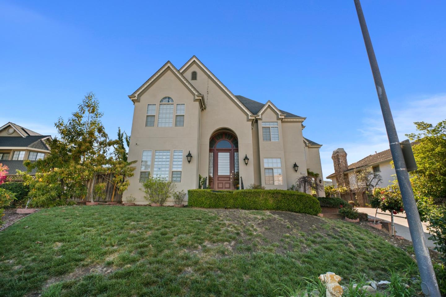 Detail Gallery Image 3 of 46 For 44450 Cavisson Ct, Fremont,  CA 94539 - 5 Beds | 4 Baths