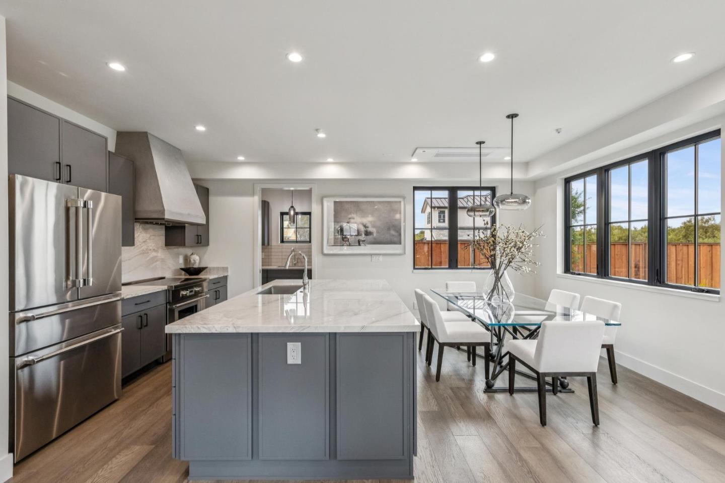 Detail Gallery Image 15 of 52 For 587 Creekside Dr, Half Moon Bay,  CA 94019 - 4 Beds | 3/1 Baths