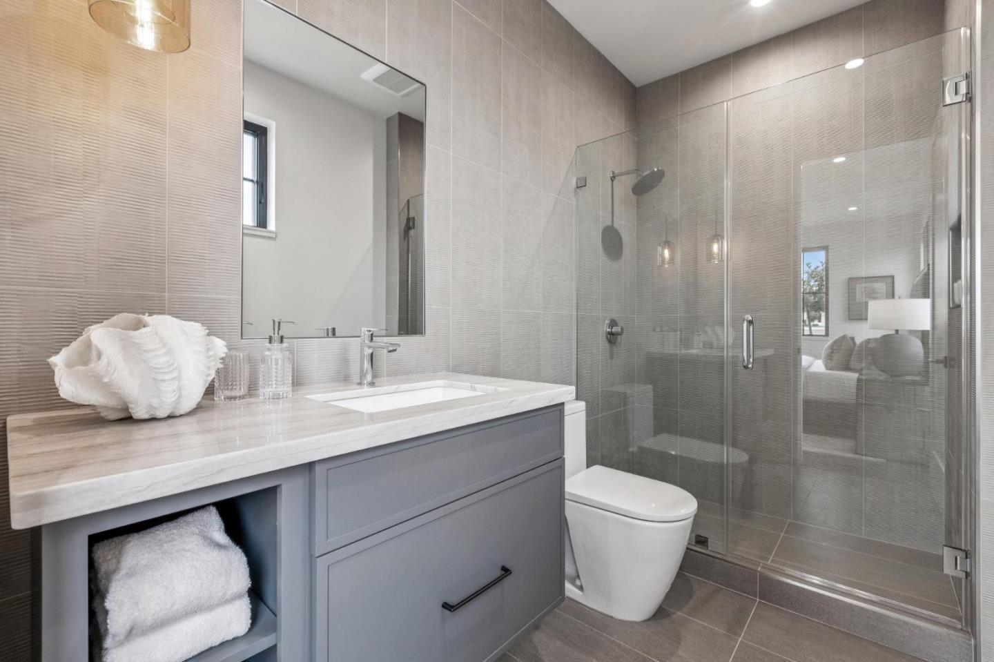 Detail Gallery Image 24 of 52 For 587 Creekside Dr, Half Moon Bay,  CA 94019 - 4 Beds | 3/1 Baths