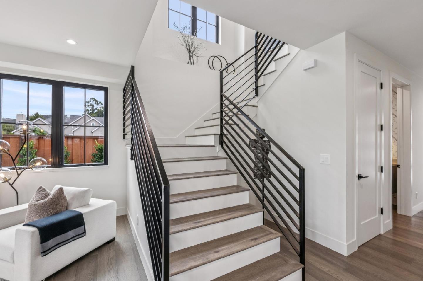 Detail Gallery Image 25 of 52 For 587 Creekside Dr, Half Moon Bay,  CA 94019 - 4 Beds | 3/1 Baths