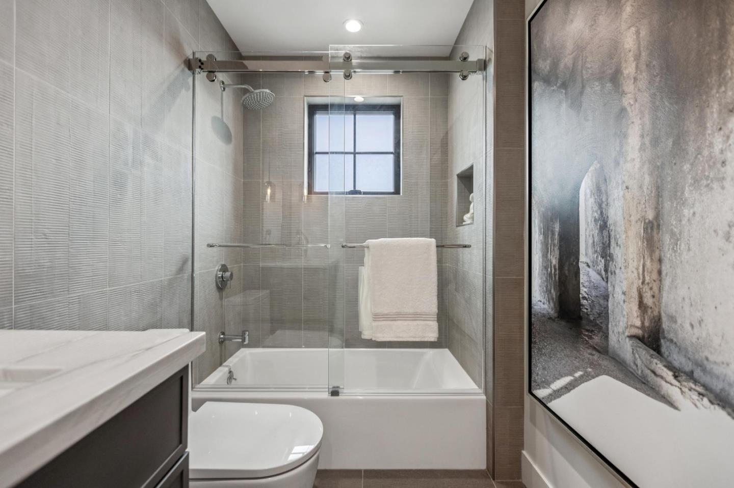 Detail Gallery Image 41 of 52 For 587 Creekside Dr, Half Moon Bay,  CA 94019 - 4 Beds | 3/1 Baths