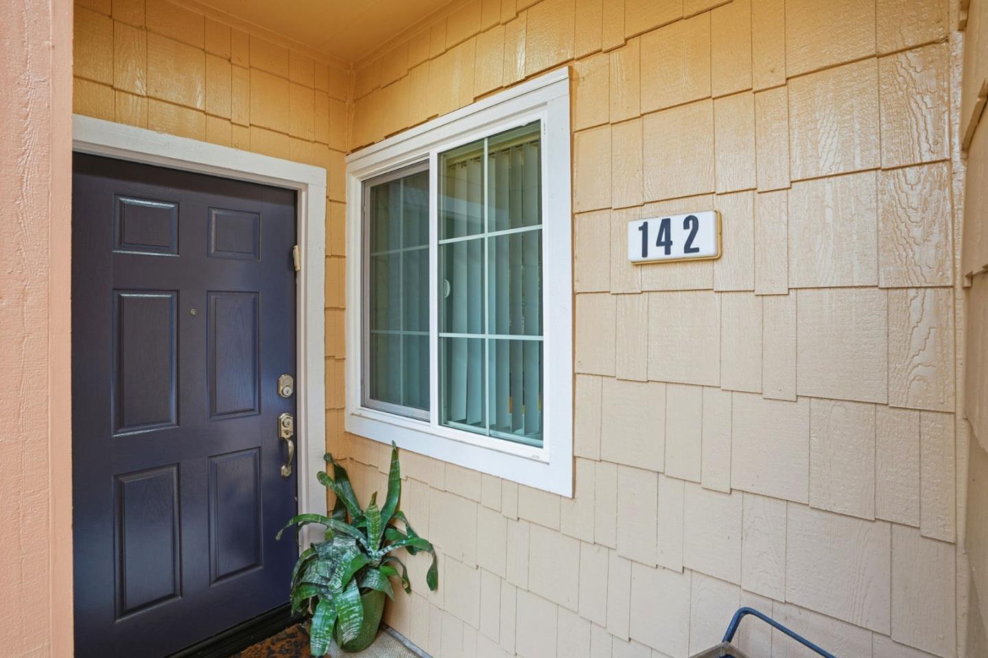 Photo #2: ML82040325 Listing: Photo #2