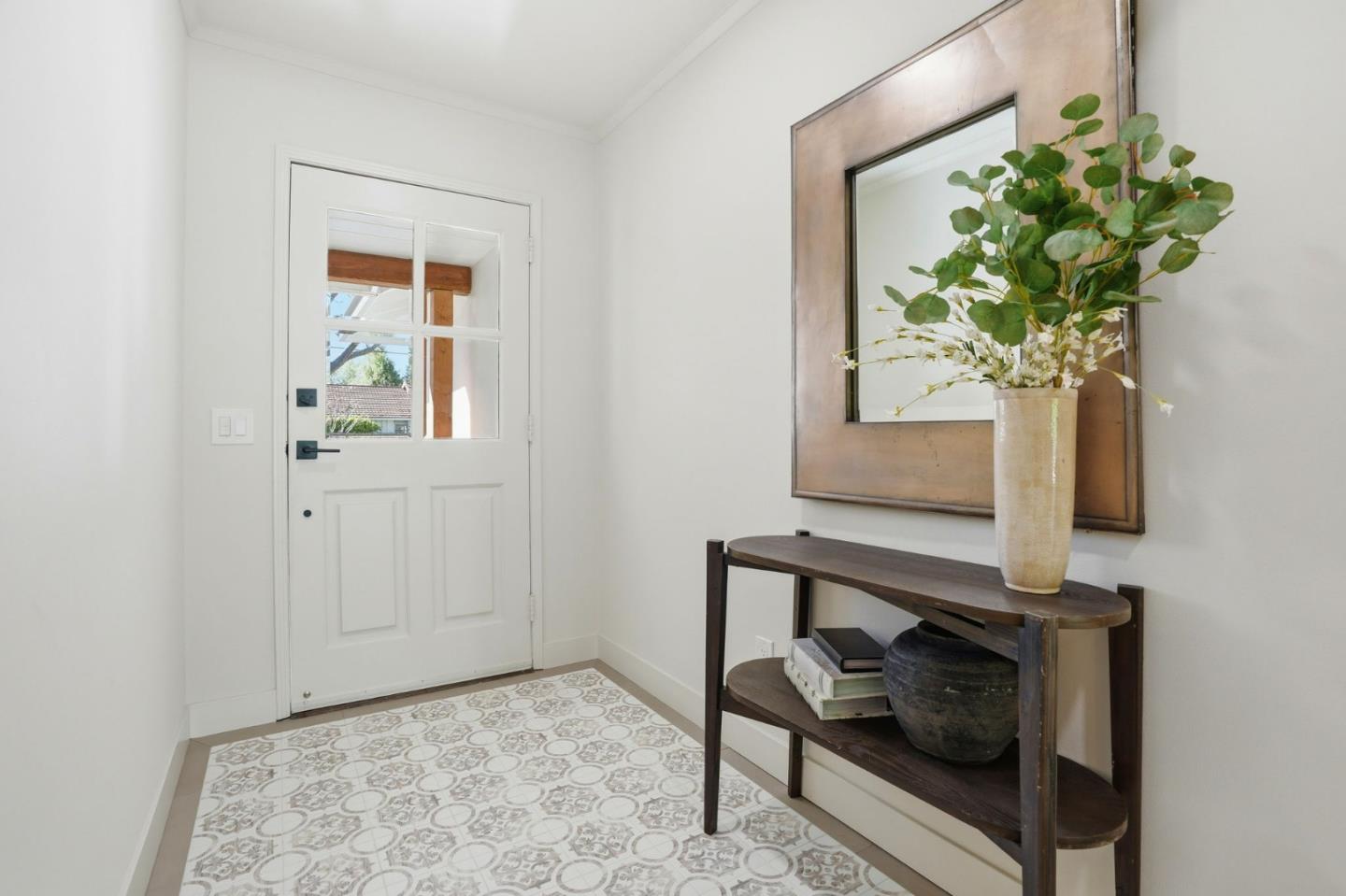 Detail Gallery Image 10 of 41 For 224 Lexington Dr, Menlo Park,  CA 94025 - 3 Beds | 2 Baths