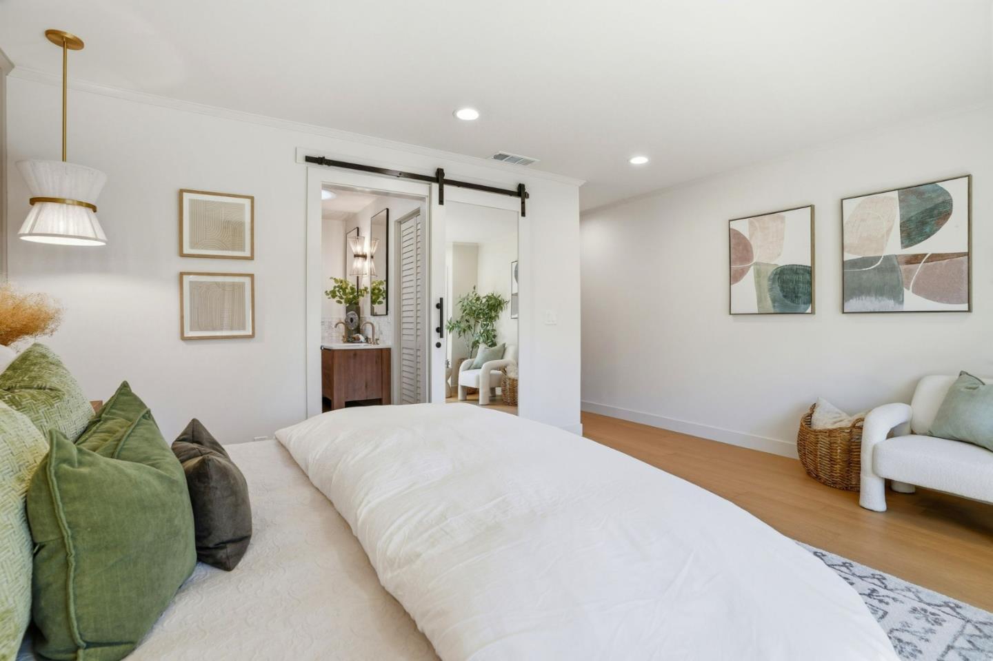 Detail Gallery Image 26 of 41 For 224 Lexington Dr, Menlo Park,  CA 94025 - 3 Beds | 2 Baths