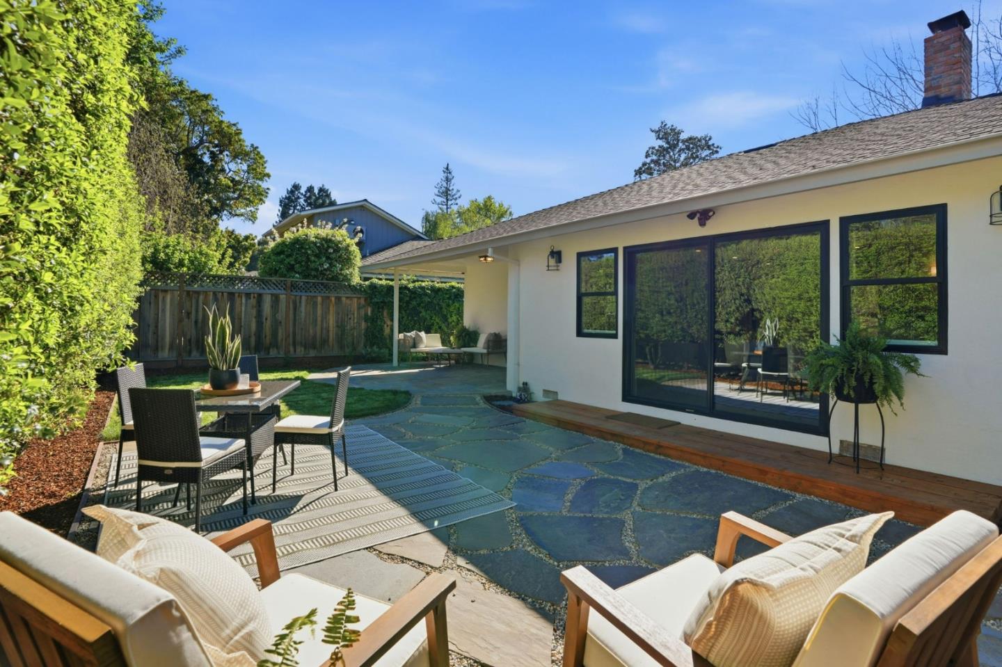 Detail Gallery Image 38 of 41 For 224 Lexington Dr, Menlo Park,  CA 94025 - 3 Beds | 2 Baths