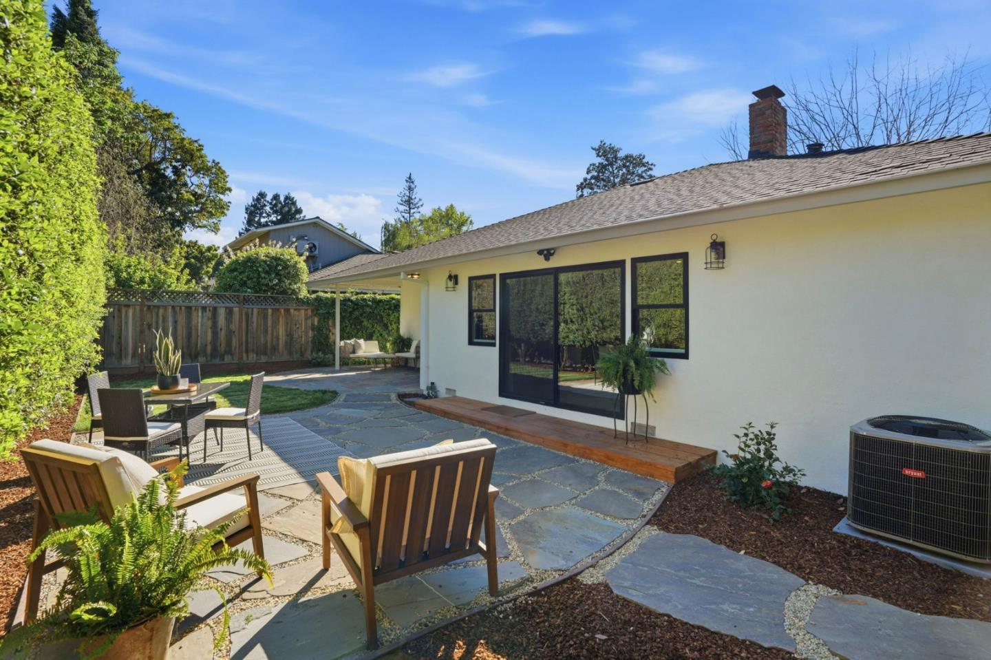 Detail Gallery Image 40 of 41 For 224 Lexington Dr, Menlo Park,  CA 94025 - 3 Beds | 2 Baths