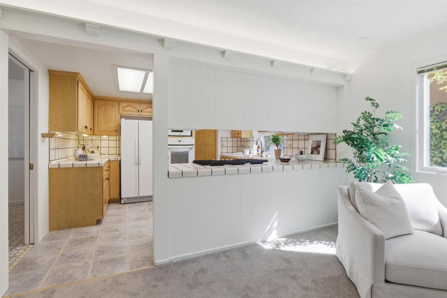 Detail Gallery Image 10 of 44 For 2708 Katrina Way, Mountain View,  CA 94040 - 4 Beds | 2 Baths