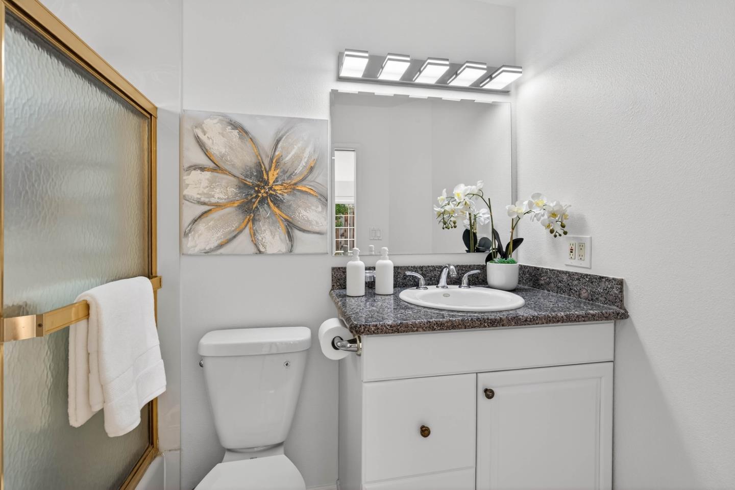 Detail Gallery Image 17 of 32 For 5142 Bela Dr, San Jose,  CA 95129 - 5 Beds | 2/1 Baths