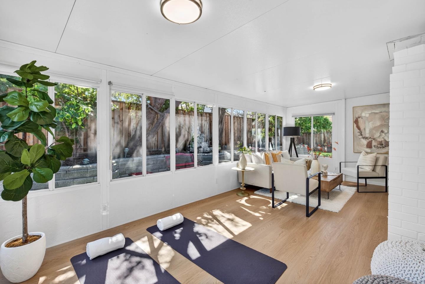 Detail Gallery Image 8 of 32 For 5142 Bela Dr, San Jose,  CA 95129 - 5 Beds | 2/1 Baths