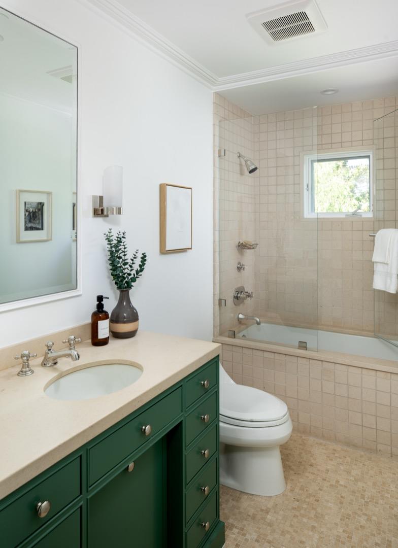 Detail Gallery Image 13 of 21 For 1385 Dana Ave, Palo Alto,  CA 94301 - 4 Beds | 3/1 Baths