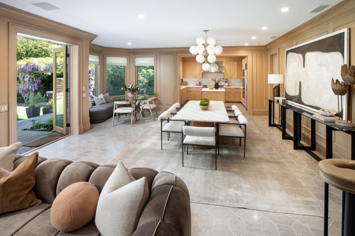 Detail Gallery Image 6 of 21 For 1385 Dana Ave, Palo Alto,  CA 94301 - 4 Beds | 3/1 Baths