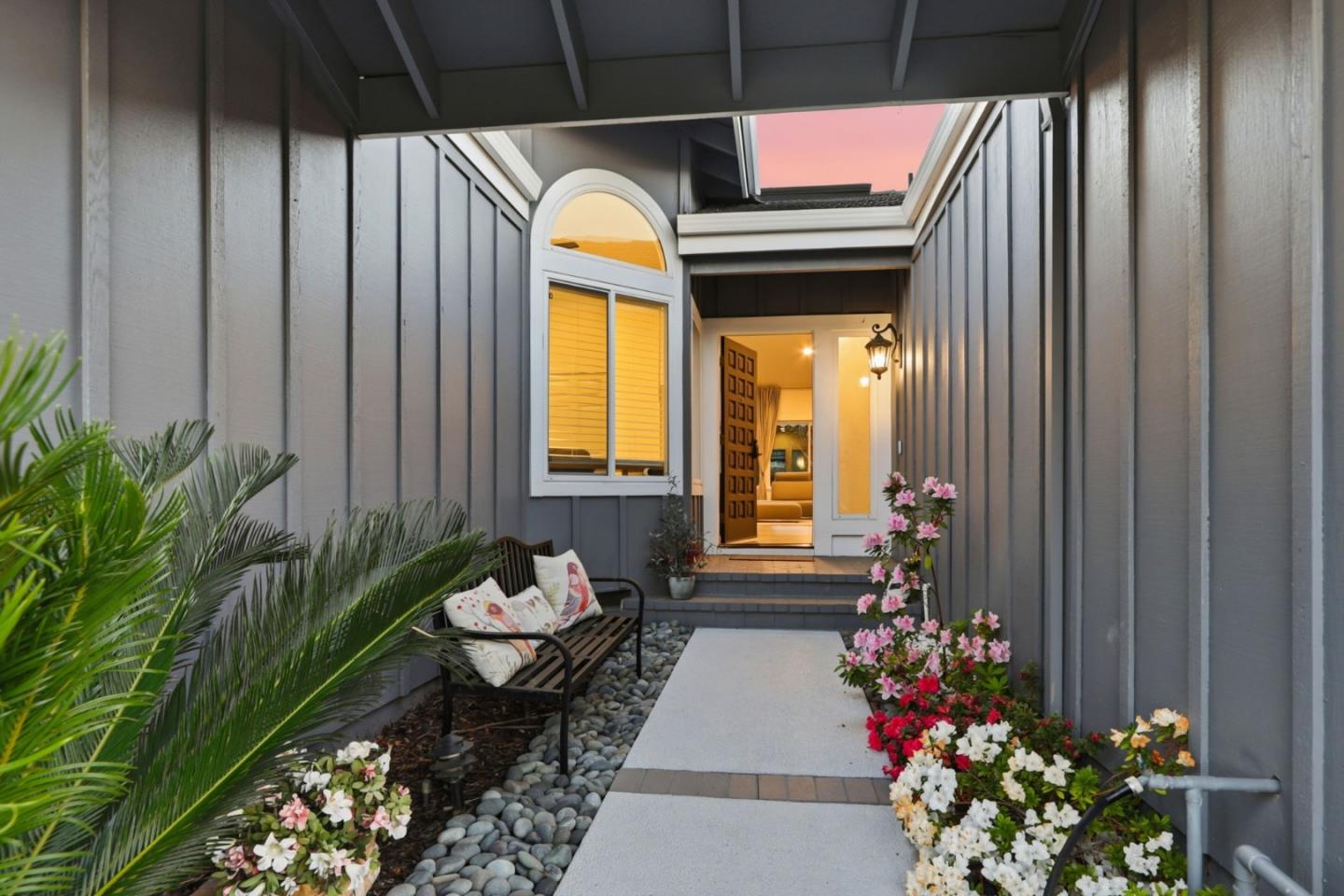 Detail Gallery Image 3 of 63 For 5979 Starwood Dr, San Jose,  CA 95120 - 4 Beds | 2/1 Baths