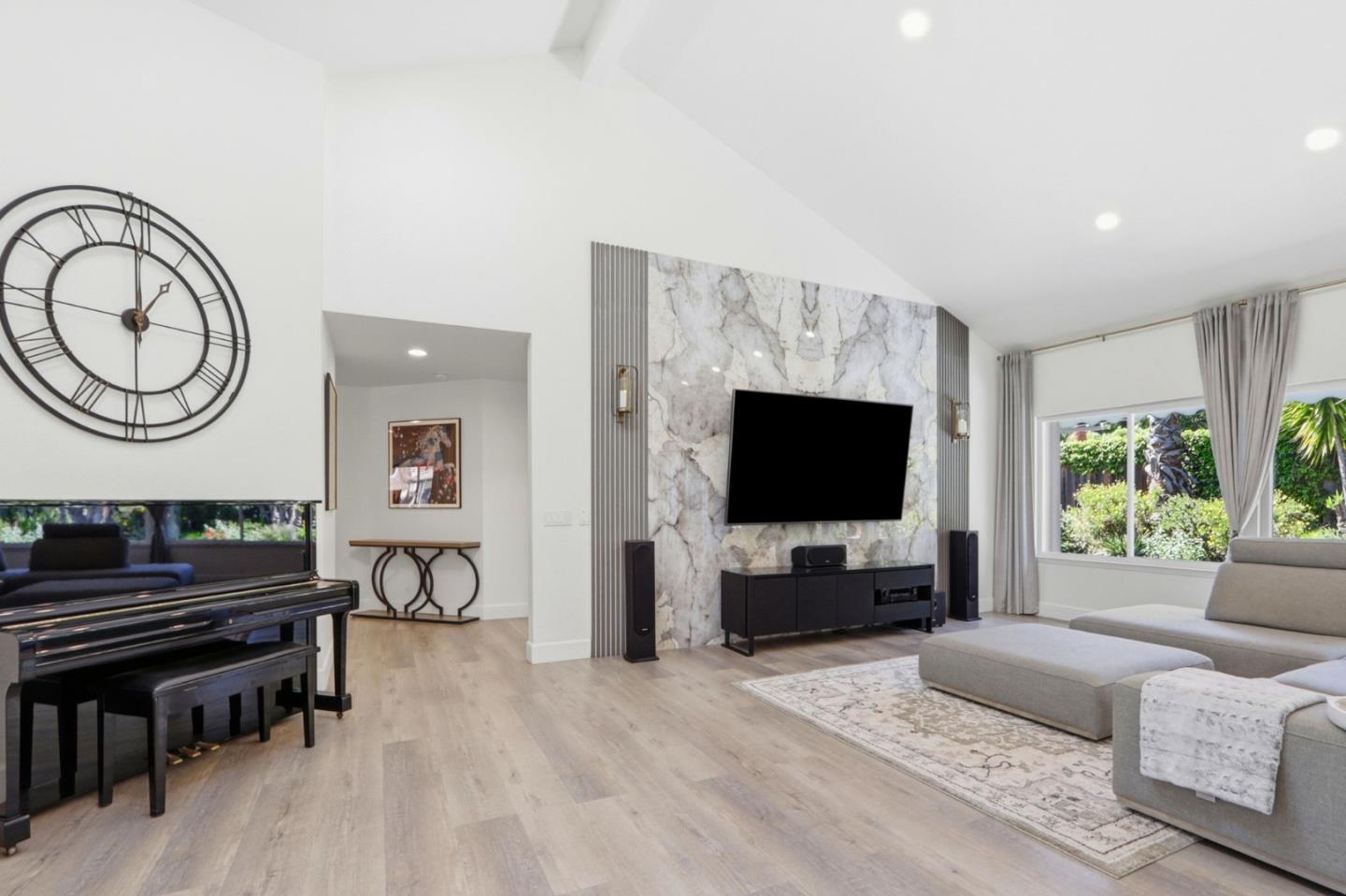 Detail Gallery Image 5 of 63 For 5979 Starwood Dr, San Jose,  CA 95120 - 4 Beds | 2/1 Baths