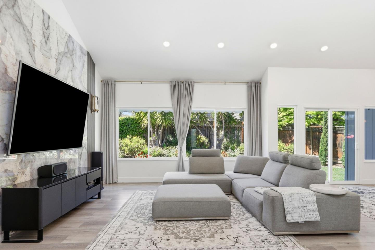 Detail Gallery Image 6 of 63 For 5979 Starwood Dr, San Jose,  CA 95120 - 4 Beds | 2/1 Baths