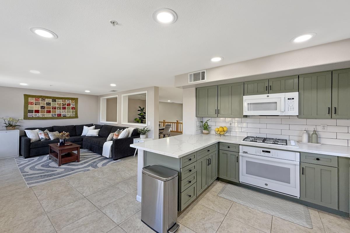 Detail Gallery Image 18 of 53 For 3224 Vinifera Dr, San Jose,  CA 95135 - 3 Beds | 2 Baths