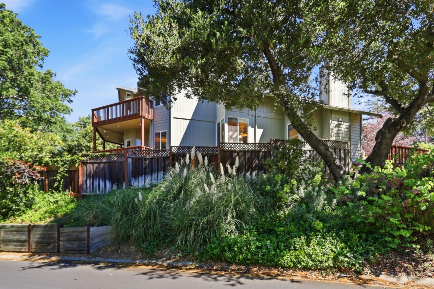 Detail Gallery Image 13 of 57 For 70 Central Ave, Los Gatos,  CA 95030 - 3 Beds | 2/1 Baths