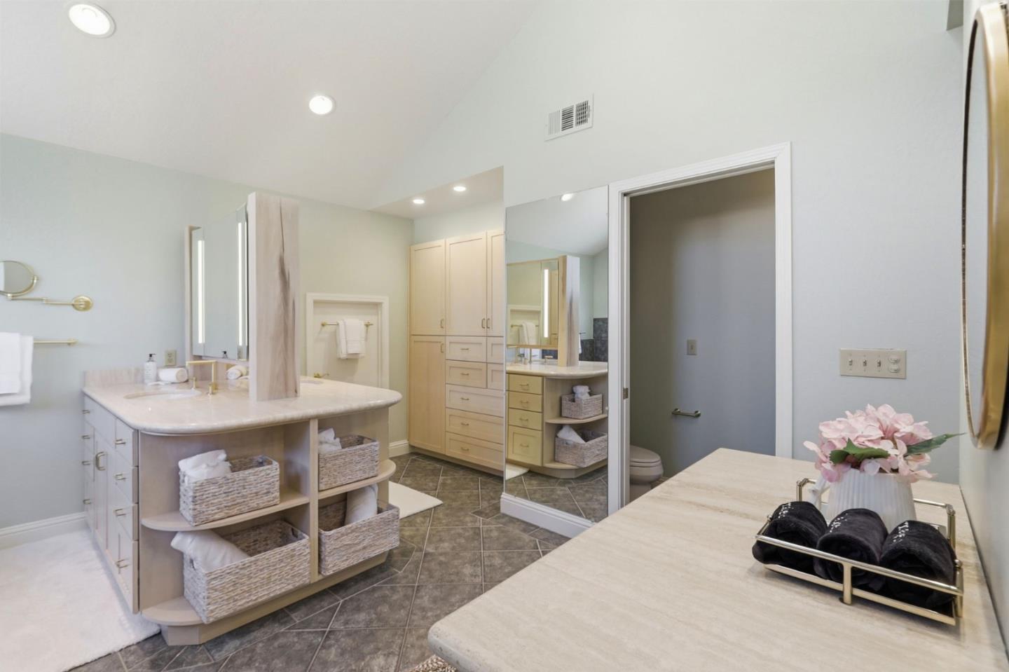 Detail Gallery Image 30 of 57 For 70 Central Ave, Los Gatos,  CA 95030 - 3 Beds | 2/1 Baths