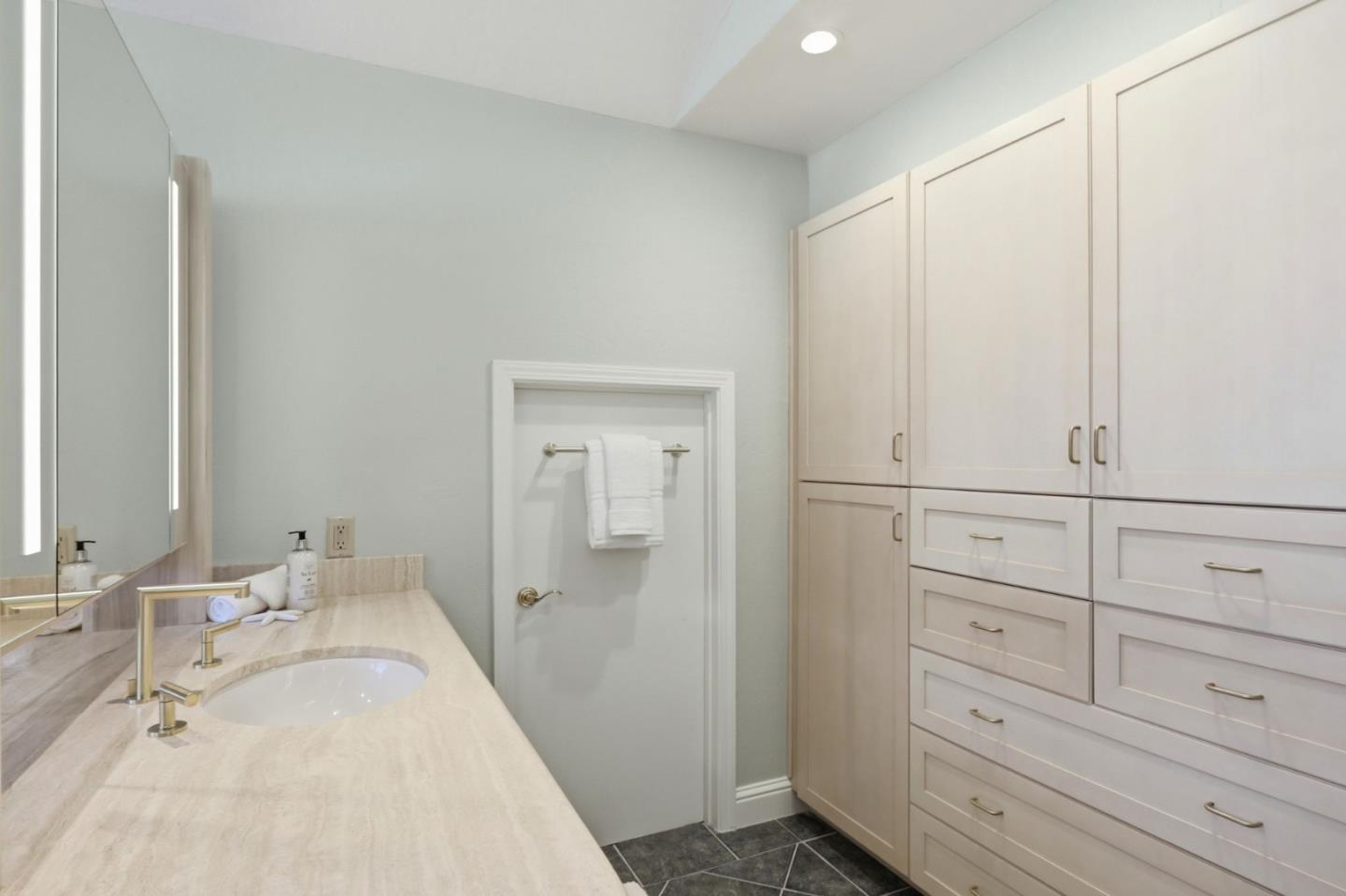 Detail Gallery Image 31 of 57 For 70 Central Ave, Los Gatos,  CA 95030 - 3 Beds | 2/1 Baths