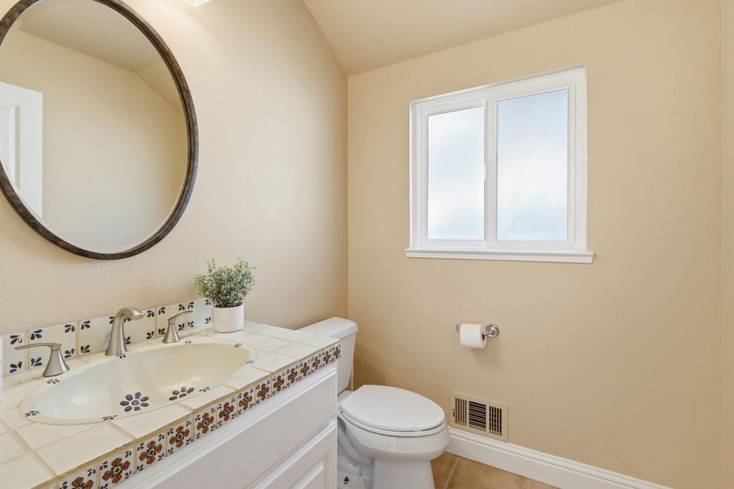 Detail Gallery Image 34 of 57 For 70 Central Ave, Los Gatos,  CA 95030 - 3 Beds | 2/1 Baths