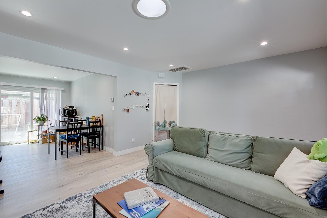 686-688 San Luisito Way, Sunnyvale, CA, 94085