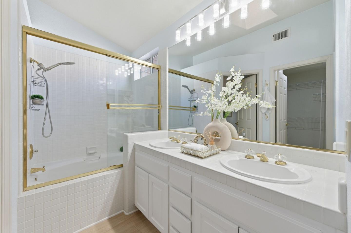 Photo #33: ML82040338 Listing: Photo #33