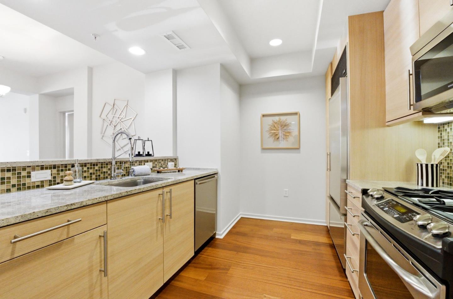 Detail Gallery Image 6 of 34 For 1655 N California Blvd #155,  Walnut Creek,  CA 94596 - 2 Beds | 2 Baths