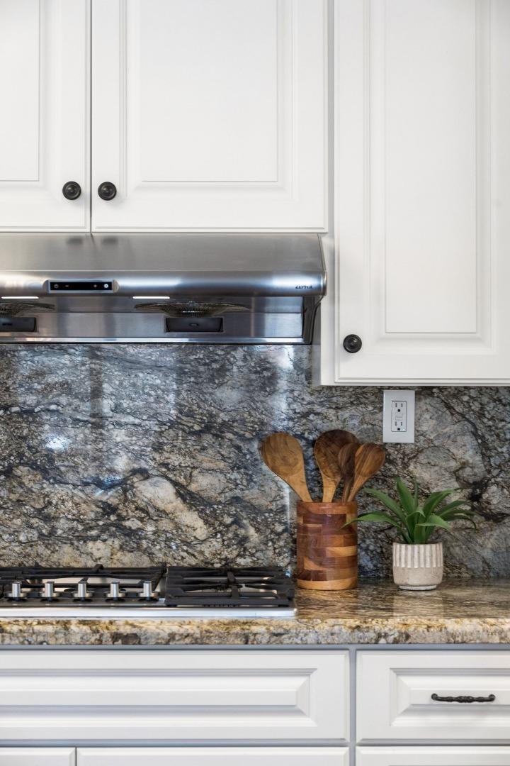 Detail Gallery Image 18 of 51 For 2315 Holland St, San Mateo,  CA 94403 - 3 Beds | 2 Baths