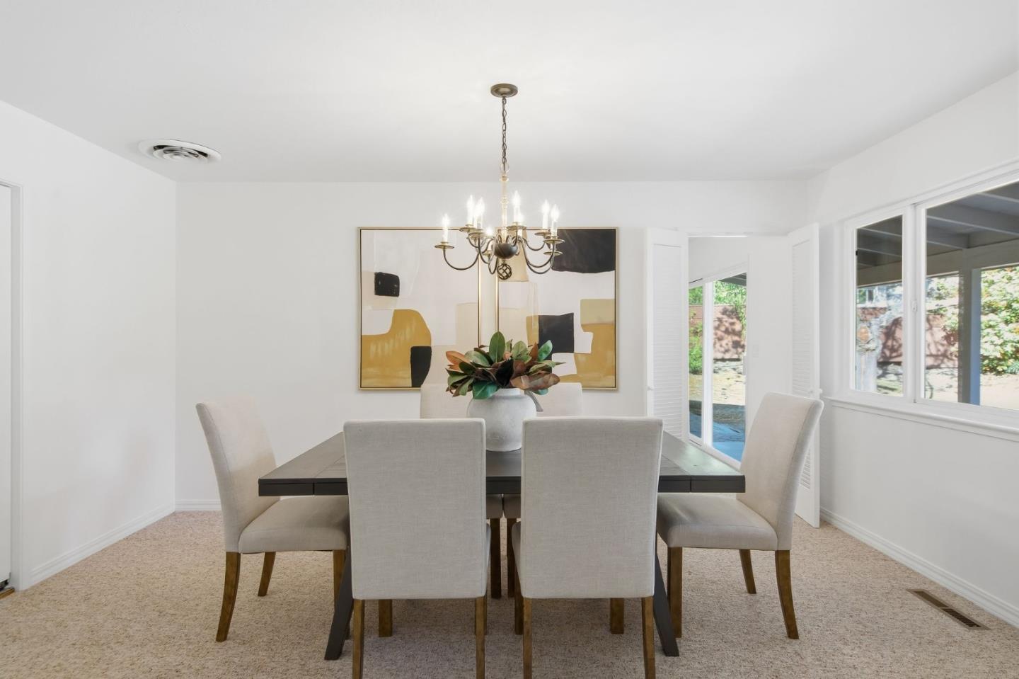 Detail Gallery Image 16 of 40 For 14278 Amherst Ct, Los Altos Hills,  CA 94022 - 5 Beds | 2/1 Baths