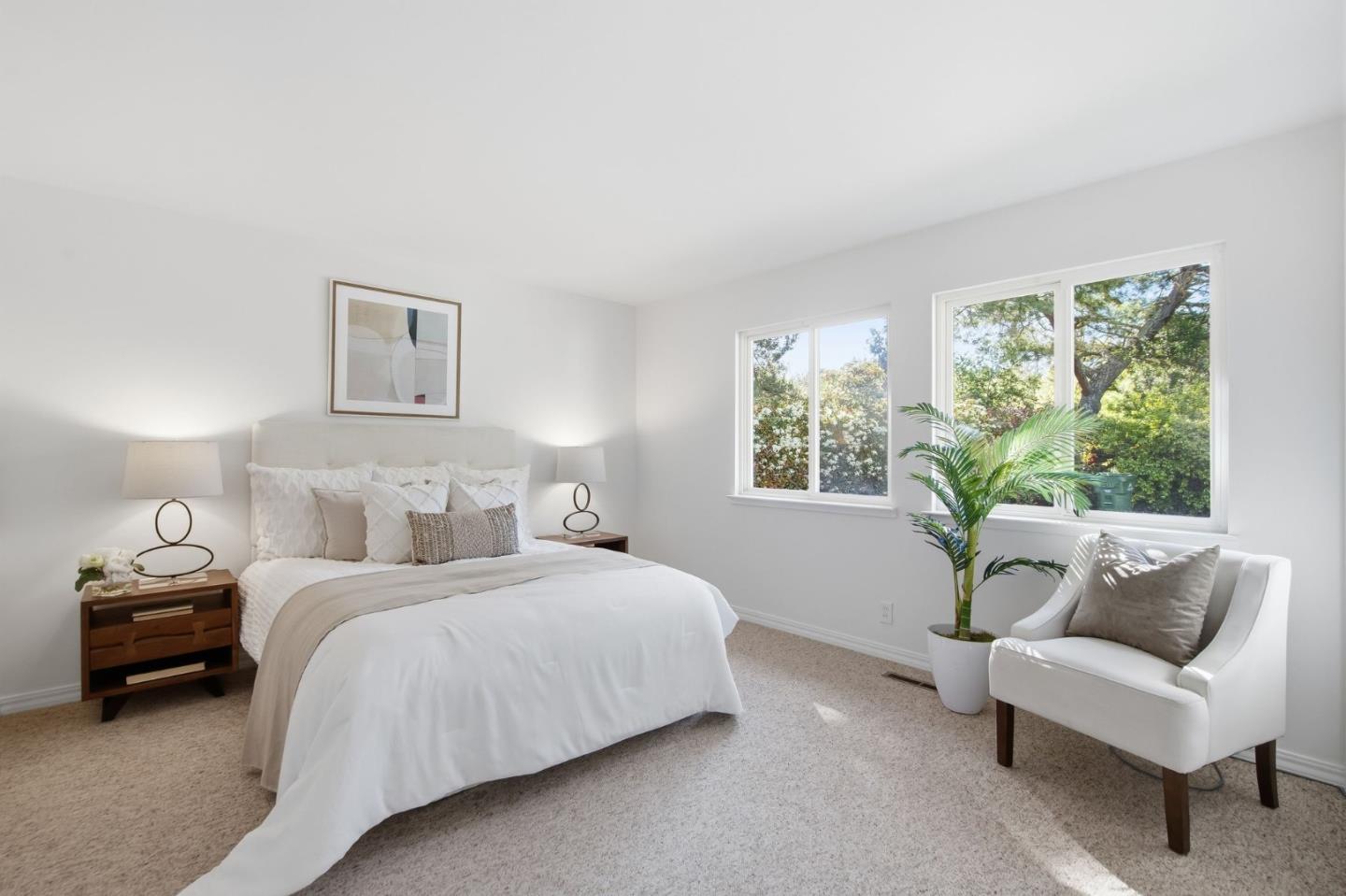 Detail Gallery Image 33 of 40 For 14278 Amherst Ct, Los Altos Hills,  CA 94022 - 5 Beds | 2/1 Baths