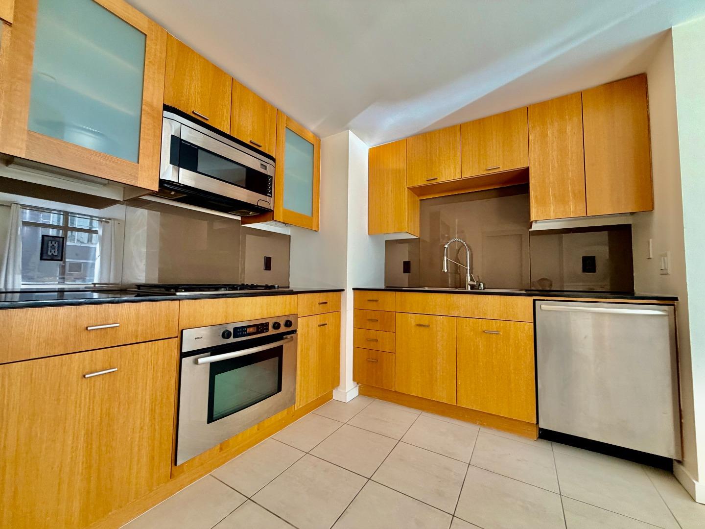 Detail Gallery Image 11 of 18 For 355 1st St #S208,  San Francisco,  CA 94105 - 0 Beds | 1 Baths