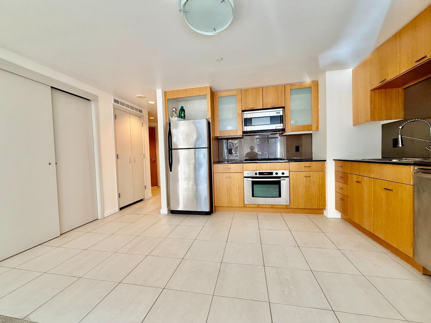 Detail Gallery Image 14 of 18 For 355 1st St #S208,  San Francisco,  CA 94105 - 0 Beds | 1 Baths