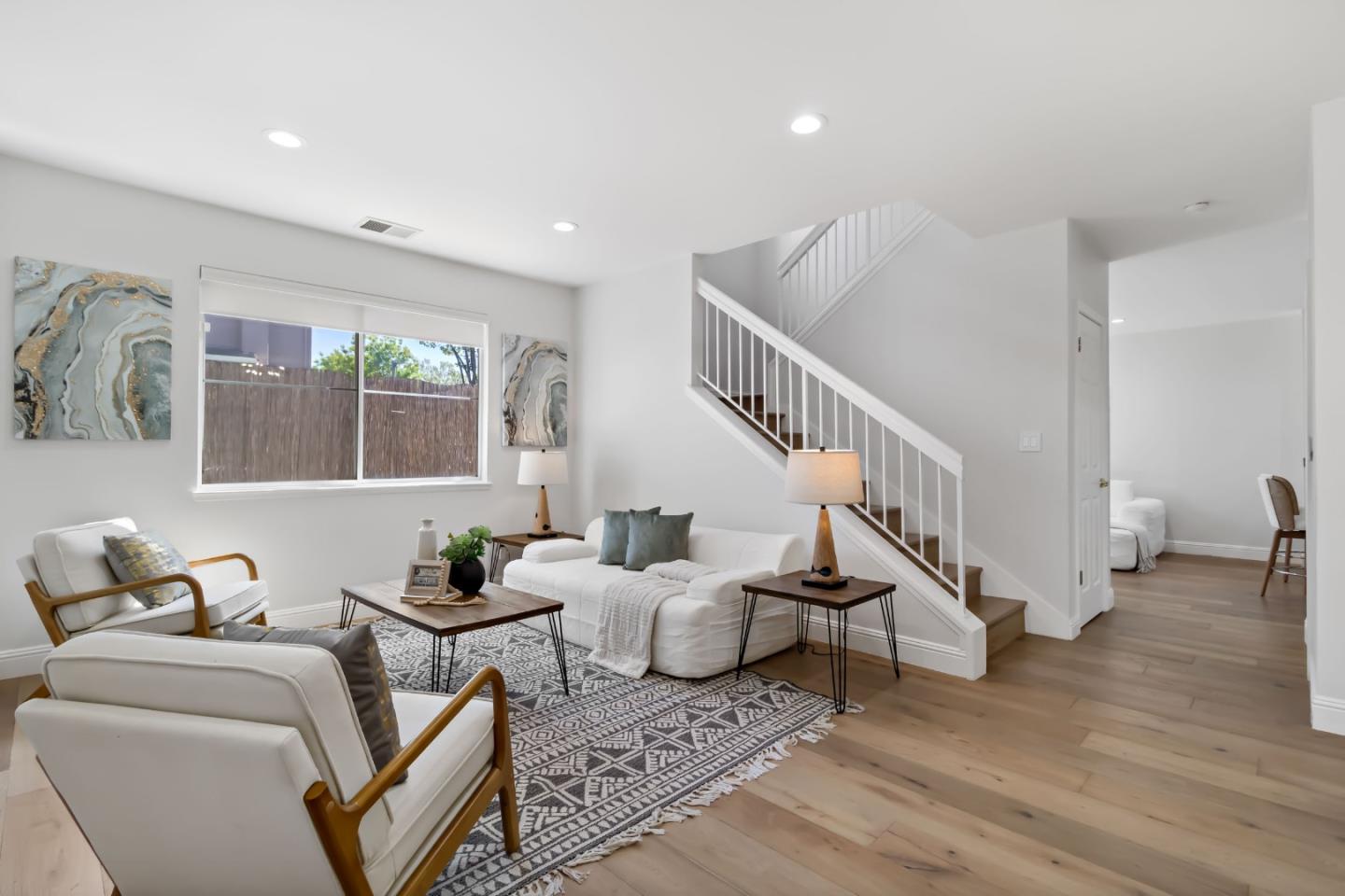 Detail Gallery Image 11 of 61 For 3526 Jasmine Cir, San Jose,  CA 95135 - 3 Beds | 2/1 Baths