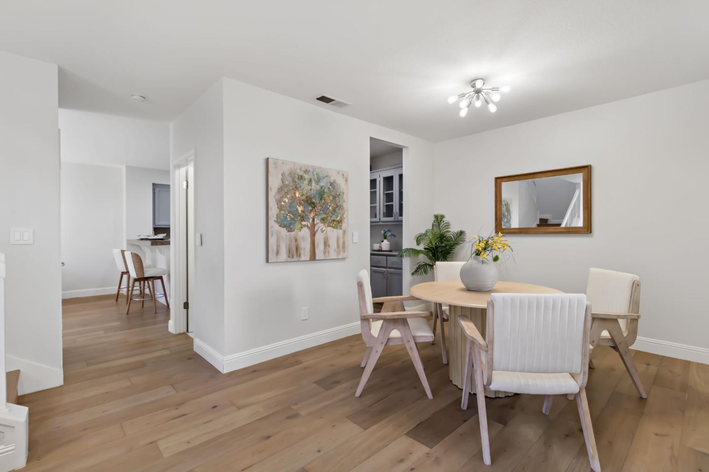 Detail Gallery Image 16 of 61 For 3526 Jasmine Cir, San Jose,  CA 95135 - 3 Beds | 2/1 Baths