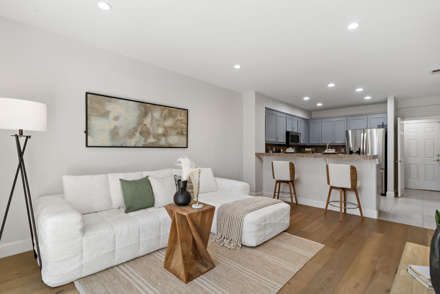 Detail Gallery Image 19 of 61 For 3526 Jasmine Cir, San Jose,  CA 95135 - 3 Beds | 2/1 Baths