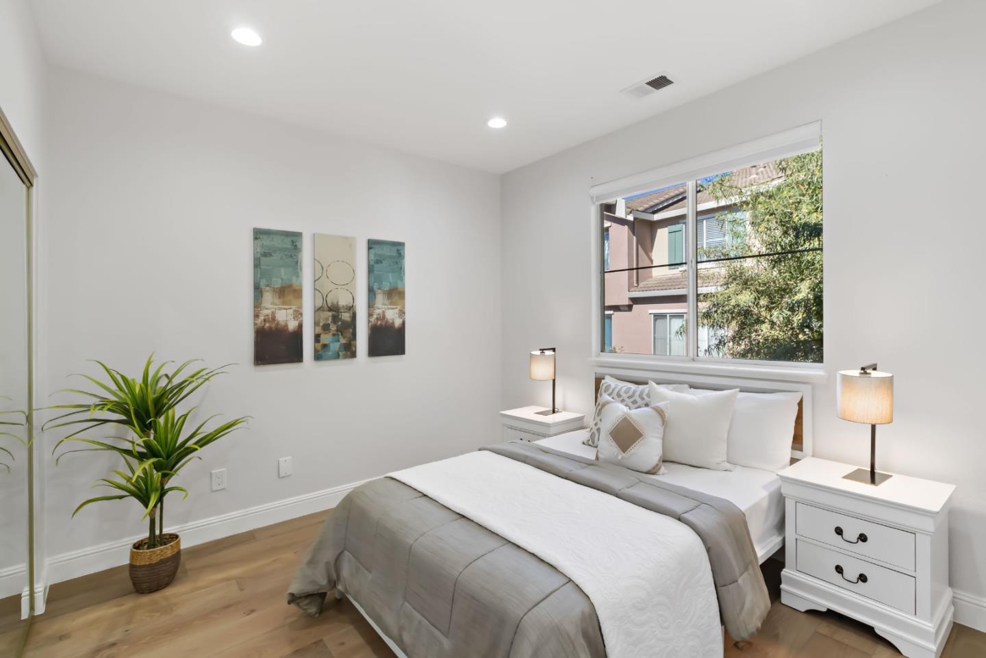 Detail Gallery Image 39 of 61 For 3526 Jasmine Cir, San Jose,  CA 95135 - 3 Beds | 2/1 Baths