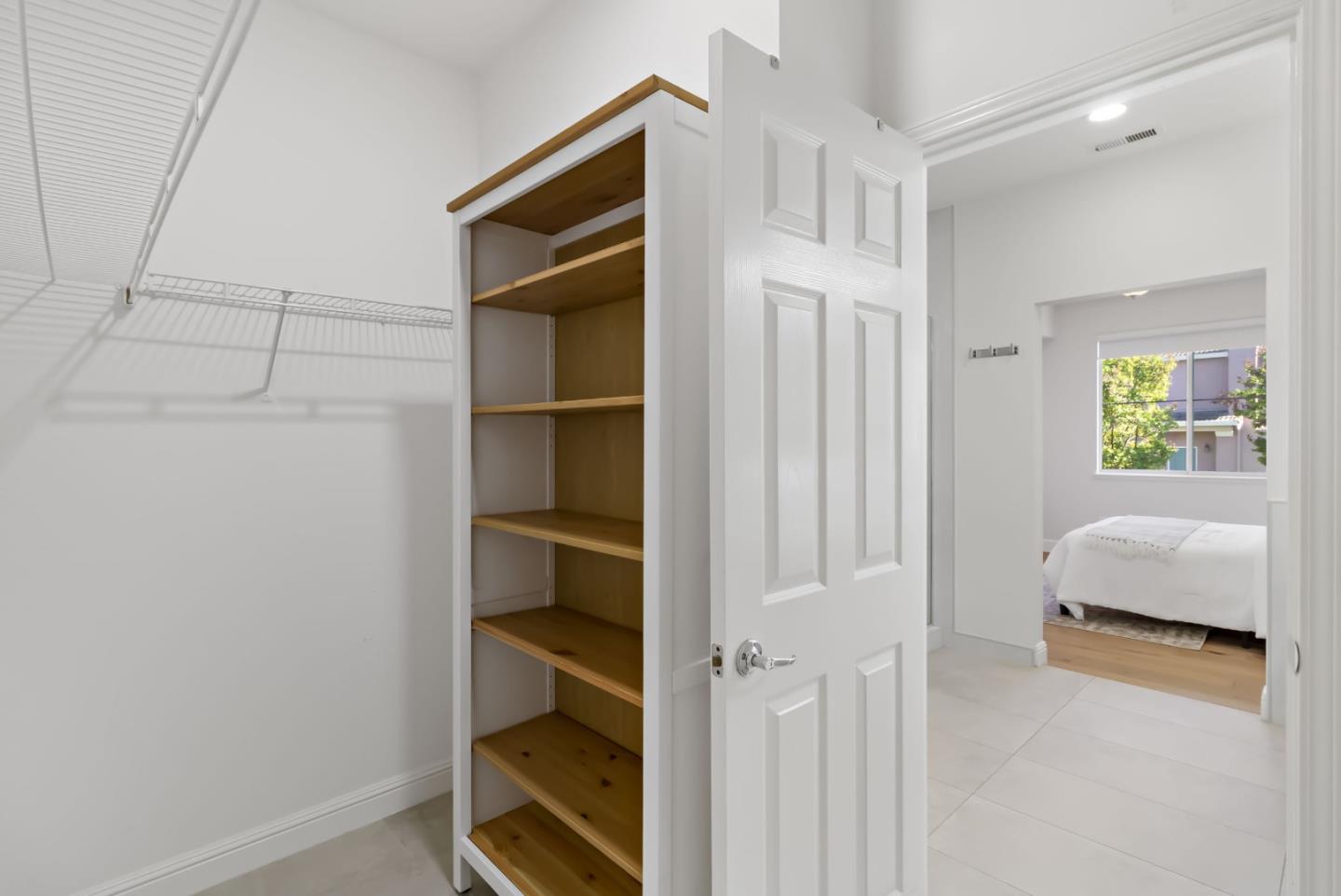 Detail Gallery Image 43 of 61 For 3526 Jasmine Cir, San Jose,  CA 95135 - 3 Beds | 2/1 Baths