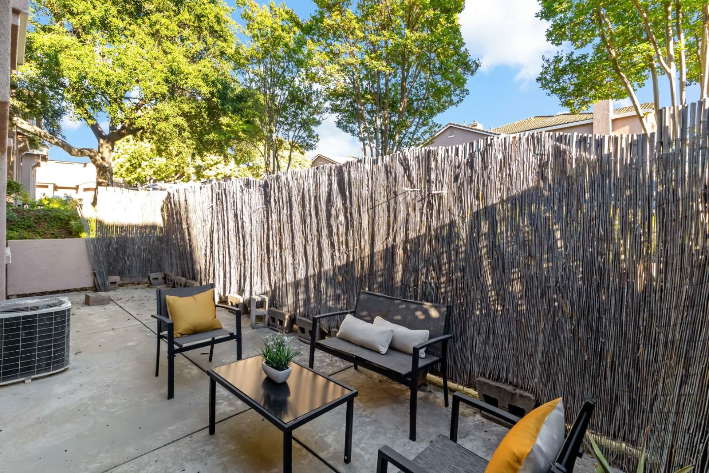 Detail Gallery Image 48 of 61 For 3526 Jasmine Cir, San Jose,  CA 95135 - 3 Beds | 2/1 Baths