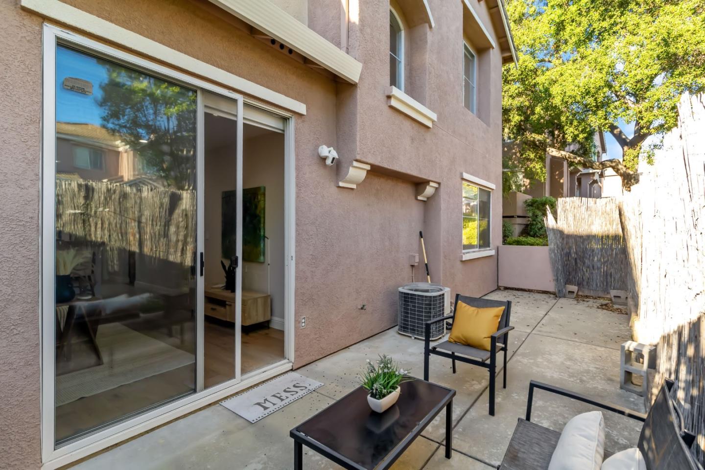 Detail Gallery Image 50 of 61 For 3526 Jasmine Cir, San Jose,  CA 95135 - 3 Beds | 2/1 Baths