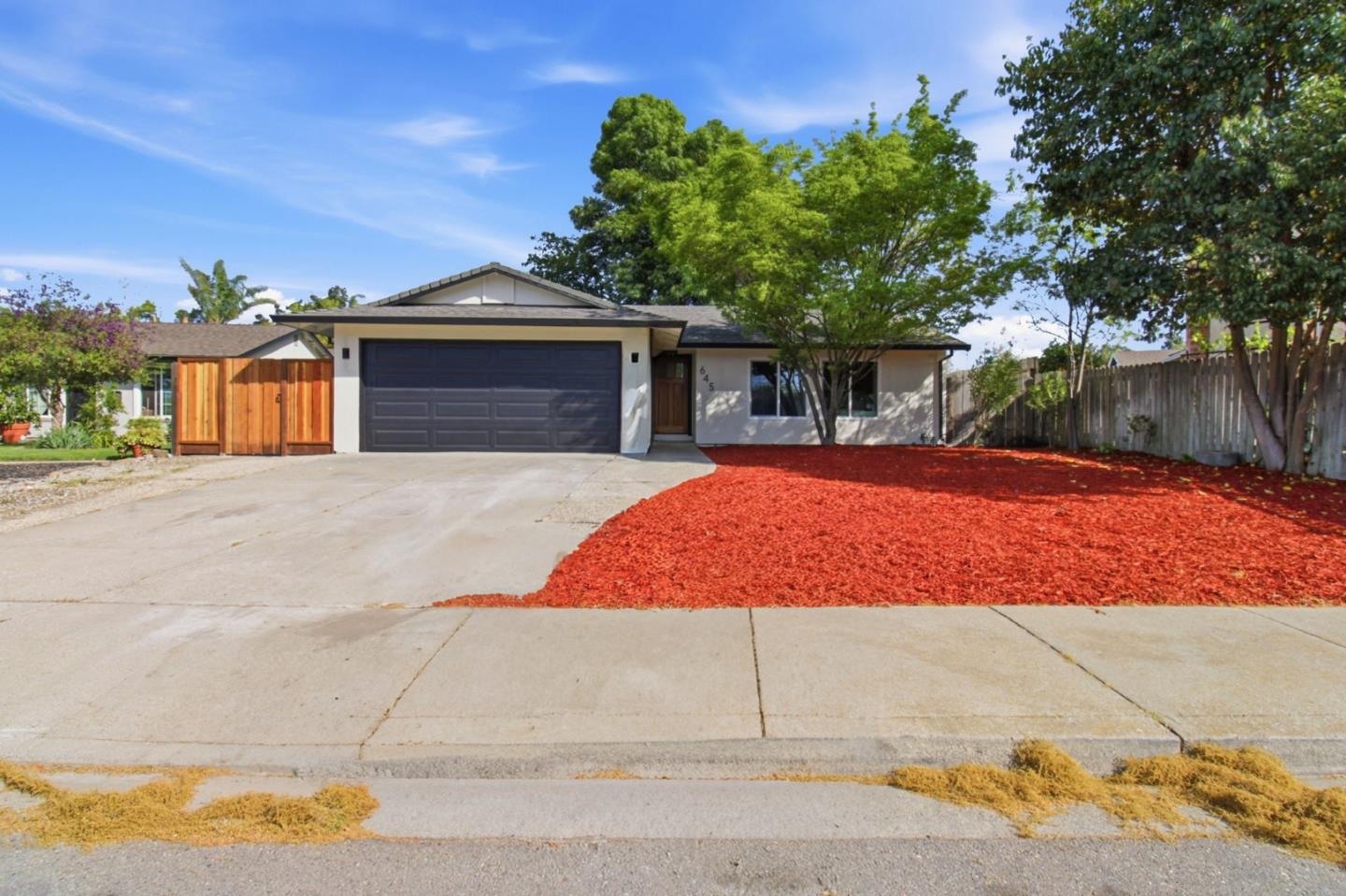 1727 Sutter St, Livermore, CA, 94551
