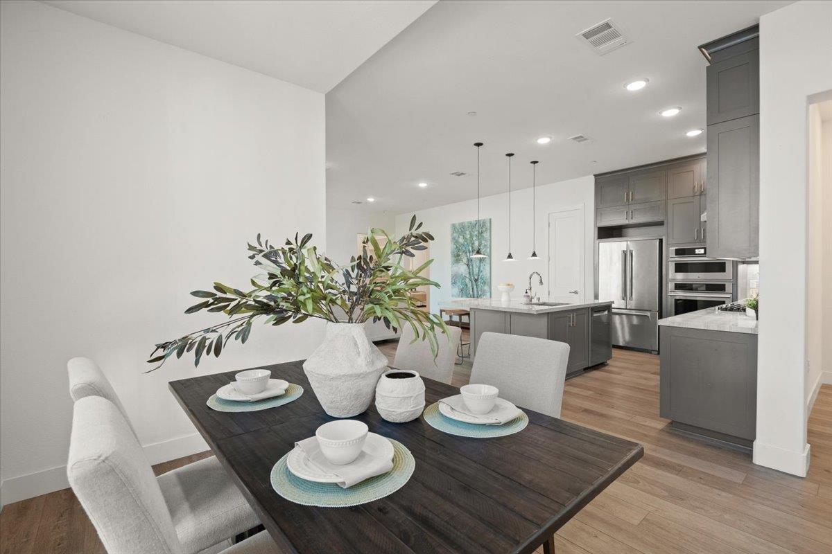 Detail Gallery Image 16 of 46 For 45349 Tom Blalock St #102,  Fremont,  CA 94539 - 4 Beds | 3/1 Baths