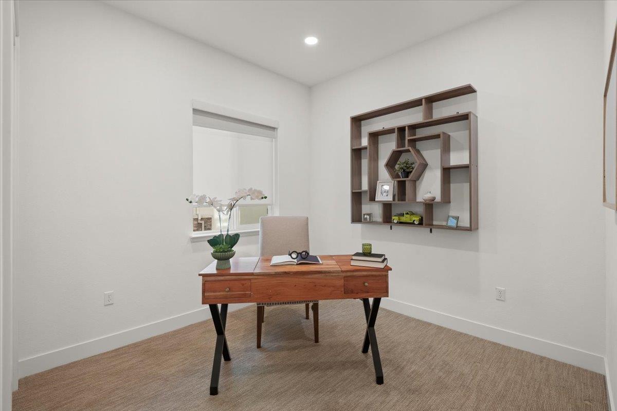 Detail Gallery Image 23 of 46 For 45349 Tom Blalock St #102,  Fremont,  CA 94539 - 4 Beds | 3/1 Baths