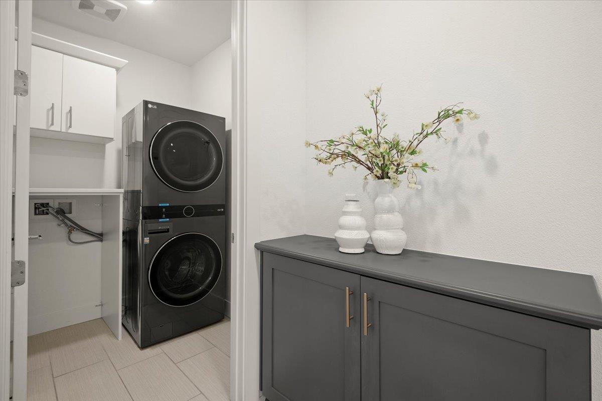 Detail Gallery Image 24 of 46 For 45349 Tom Blalock St #102,  Fremont,  CA 94539 - 4 Beds | 3/1 Baths