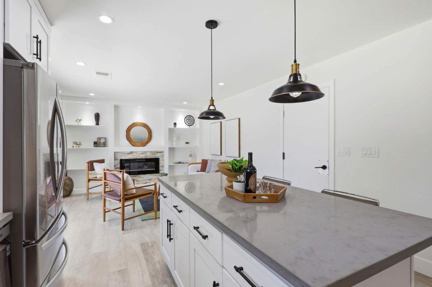 Detail Gallery Image 13 of 44 For 1122 Lynhurst Way, San Jose,  CA 95118 - 4 Beds | 2 Baths