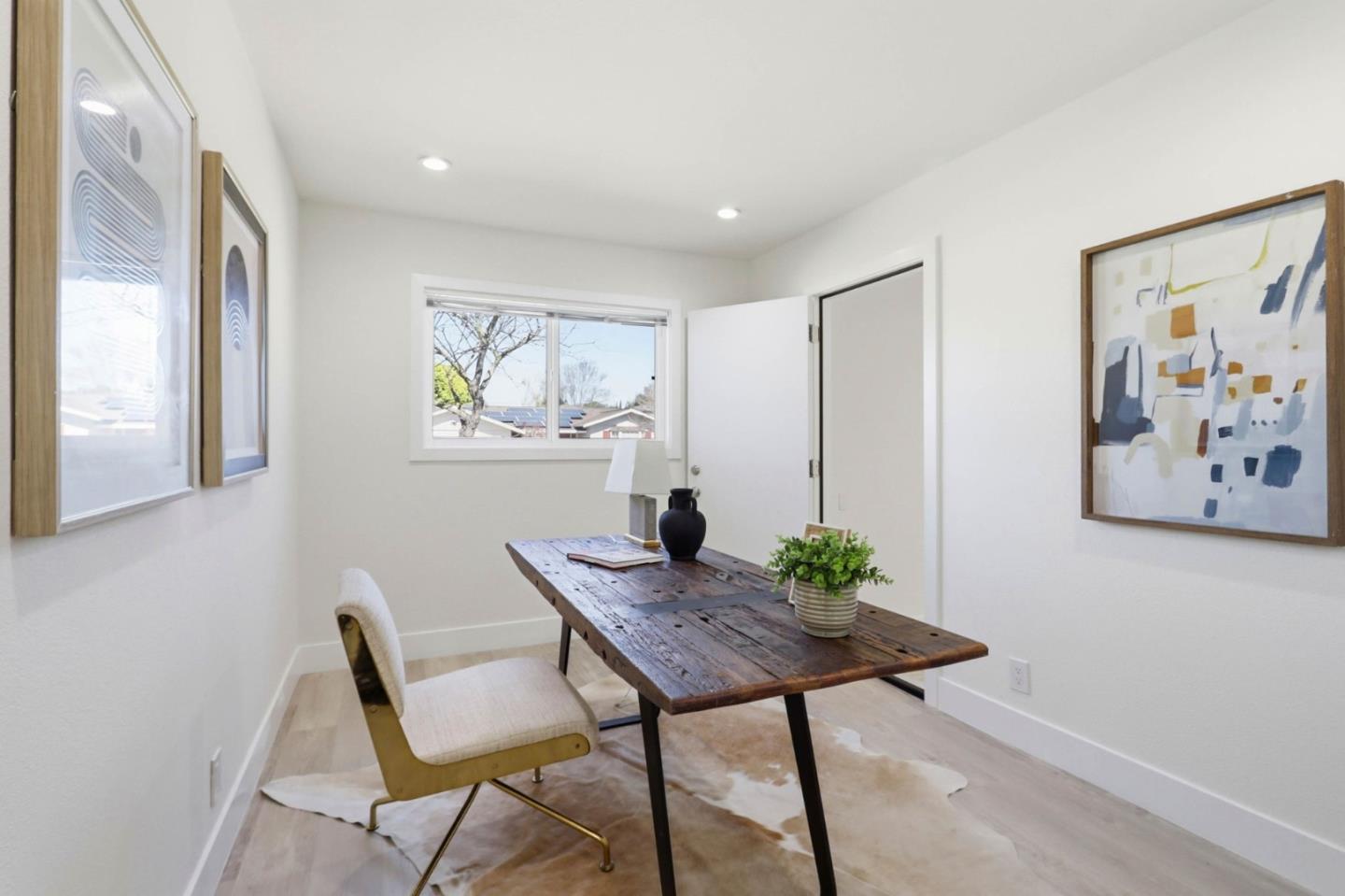 Detail Gallery Image 18 of 44 For 1122 Lynhurst Way, San Jose,  CA 95118 - 4 Beds | 2 Baths