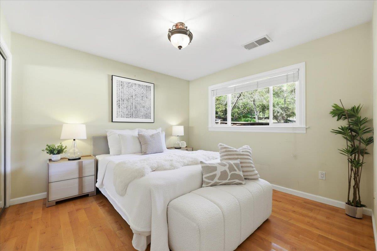 Detail Gallery Image 14 of 48 For 4258 Jefferson, Woodside,  CA 94062 - 2 Beds | 1 Baths