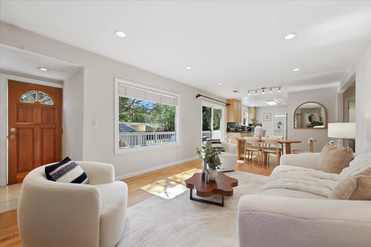 Detail Gallery Image 3 of 48 For 4258 Jefferson, Woodside,  CA 94062 - 2 Beds | 1 Baths