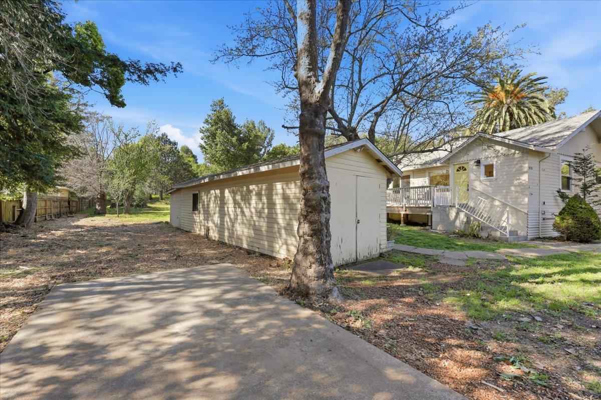 Detail Gallery Image 33 of 48 For 4258 Jefferson, Woodside,  CA 94062 - 2 Beds | 1 Baths