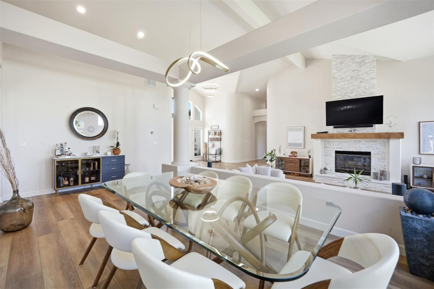 Detail Gallery Image 16 of 55 For 1355 Sonnys Way, Hollister,  CA 95023 - 4 Beds | 3 Baths