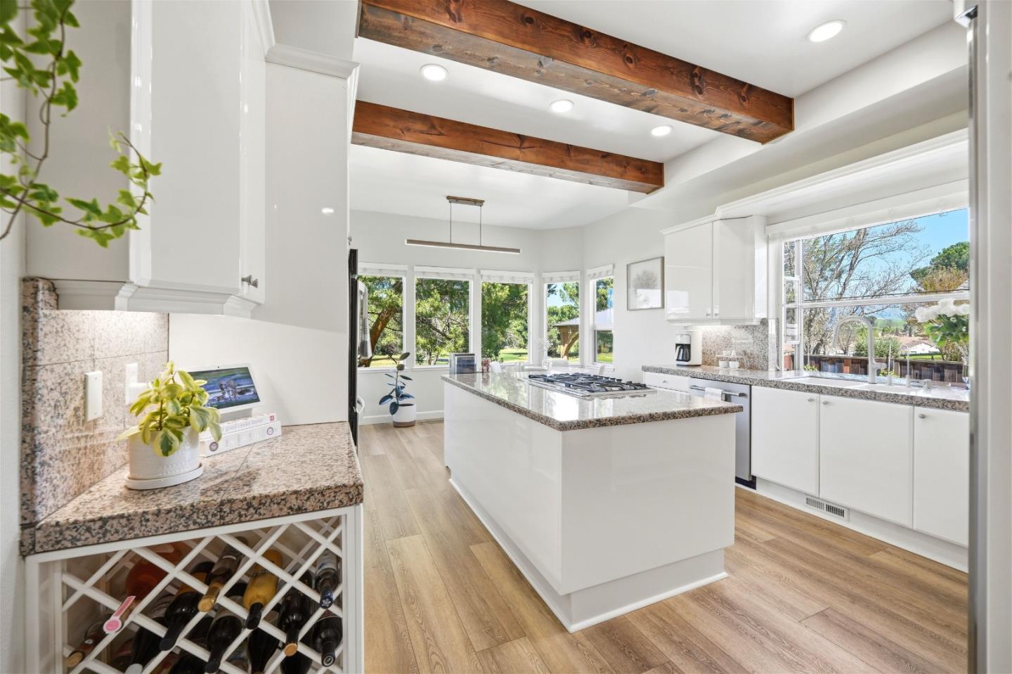 Detail Gallery Image 18 of 55 For 1355 Sonnys Way, Hollister,  CA 95023 - 4 Beds | 3 Baths