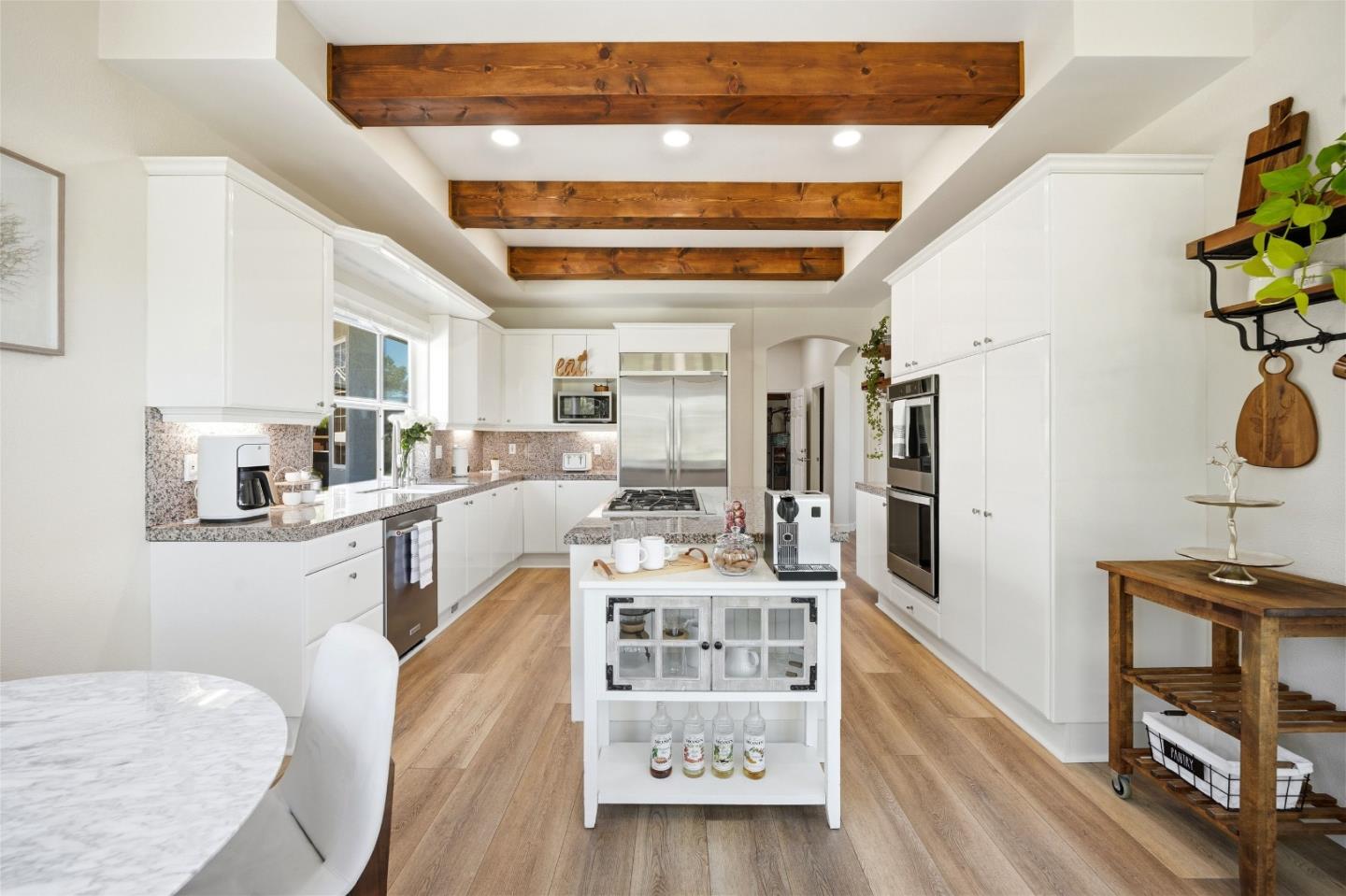 Detail Gallery Image 20 of 55 For 1355 Sonnys Way, Hollister,  CA 95023 - 4 Beds | 3 Baths